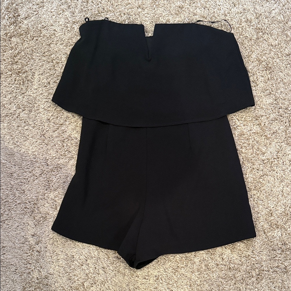NWT! Mystic Los Angeles strapless romper